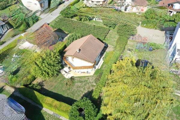 LEYTRON - UNE MAISON OÙ L'ON ENTEND PRESQUE LES ENFANTS JOUER DANS LE JARDIN? 11