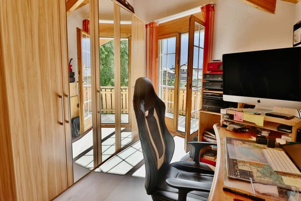 LEYTRON - UNE MAISON OÙ L'ON ENTEND PRESQUE LES ENFANTS JOUER DANS LE JARDIN? 9