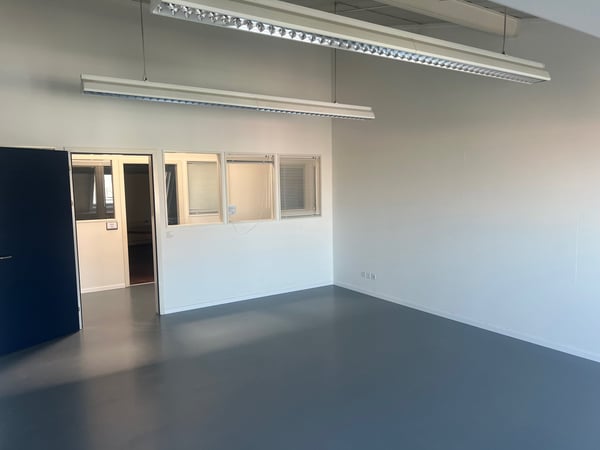 Gewerbe in Wangen SZ Geeignet als Atelier, Büro, Praxis 10