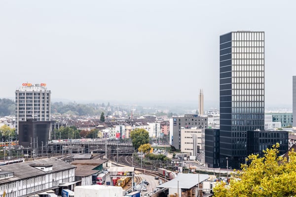 Hochwertige Büroflächen im Grosspeter Tower 11