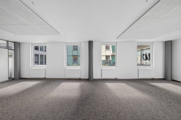 Vollausgebaute Büroflächen im Peter Merian Haus! 9