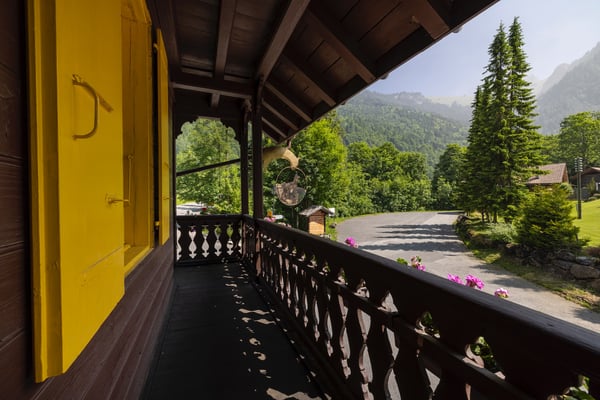 Restaurant individuel avec habitation aux Plans-sur-Bex 12