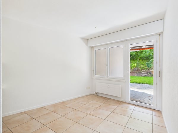 Grosszügige 4-Zimmer-Gartenwohnung an ruhiger Lage in Horgen 5