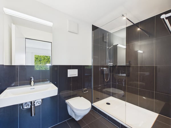 Grosszügige 4-Zimmer-Gartenwohnung an ruhiger Lage in Horgen 7
