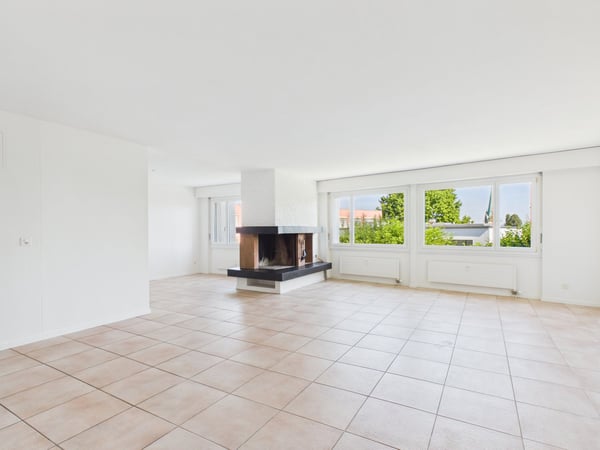 Grosszügige 4-Zimmer-Gartenwohnung an ruhiger Lage in Horgen 3