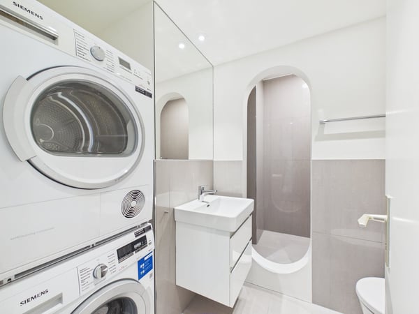 Wohnen mit Panorama-Seesicht: Grosszügige 5.5-Zimmer-Wohnung mit XXL-Terrasse 15