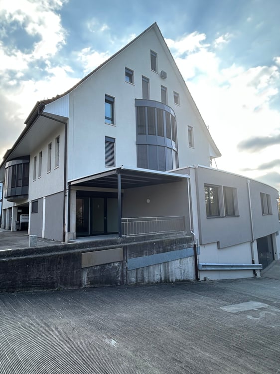 Vielseitig nutzbare Lager-/Gewerbefläche im Zentrum von Breitenbach 3