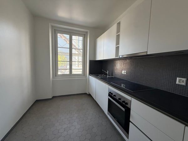 4 pièces lumineux et spacieux avec balcon / Lausanne 3