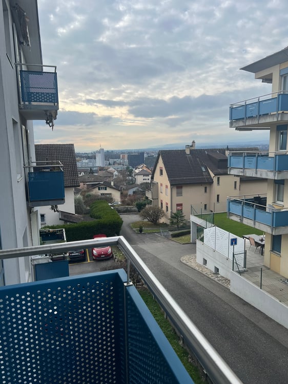 Bel appartement 3 pièces avec balcon 10