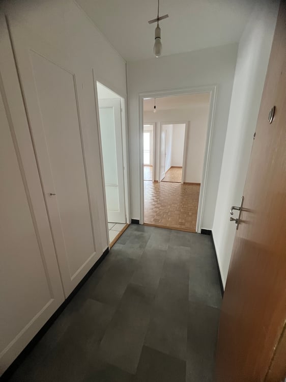 Bel appartement 3 pièces avec balcon 6