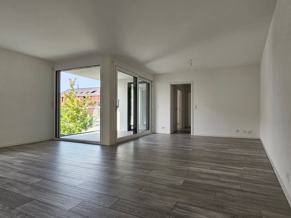Lumineux appartement de 2.5p avec balcon au coeur de Crissier 2