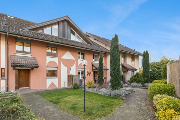 Grosszügig wohnen im Herzen von Hagendorn 25