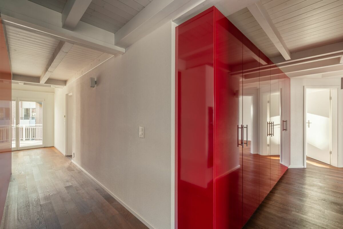 Large 7 1/2-room maisonette apartment in Cham
