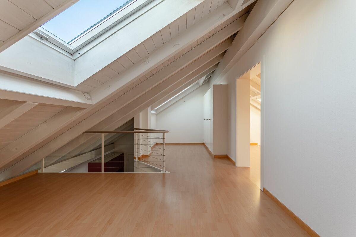 Large 7 1/2-room maisonette apartment in Cham