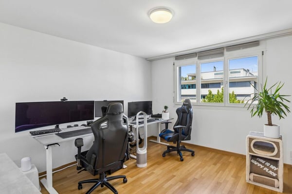 moderne 4 1/2 Zimmerwohnung mitten in Rotkreuz 13