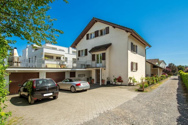 Bauland mit bestehendem Mehrfamilienhaus 3