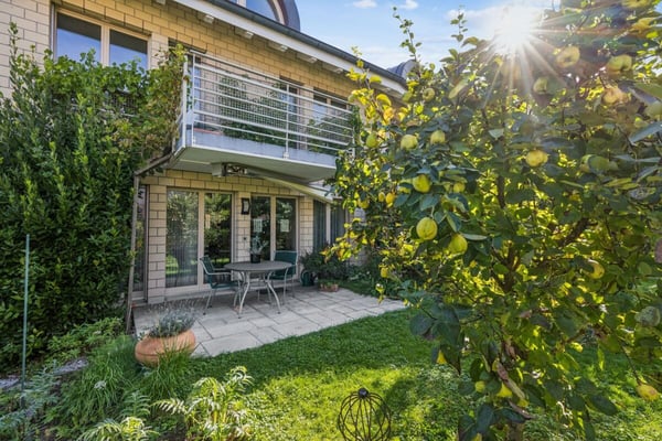 grosszügiges 6 1/2 Zimmer-Doppeleinfamilienhaus in Rotkreuz 12