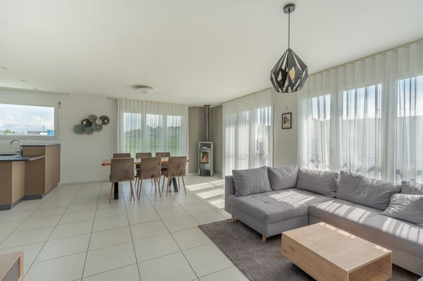 Charmantes 5.5-Zimmer-Doppeleinfamilienhaus in Schötz 4