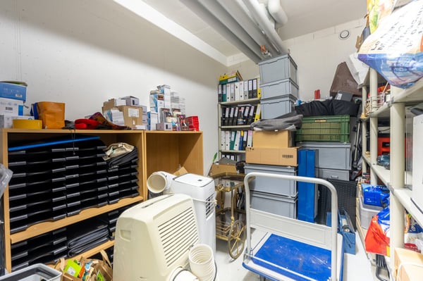 2.5-Zimmer-Attikawohnung mit Morgen- und Abendsonne – vor den Toren Zürichs 18