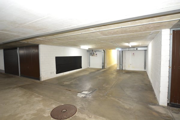 Wohnen wie im Einfamilienhaus – 143 m² Nutzfläche, 110 m² Garten, 2 Garagen + 1 Parkplatz 18