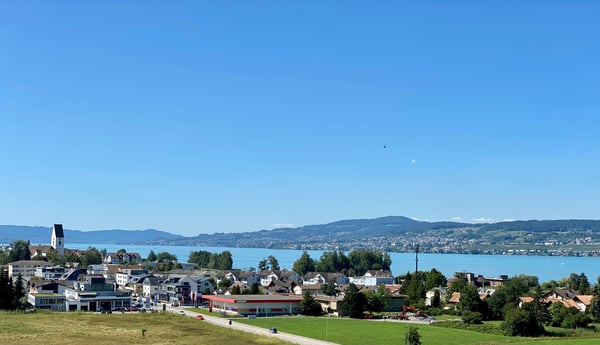 Moderne 1.5-Zimmer-Terrassenwohnungen mit Seeblick in Pfäffikon SZ 20