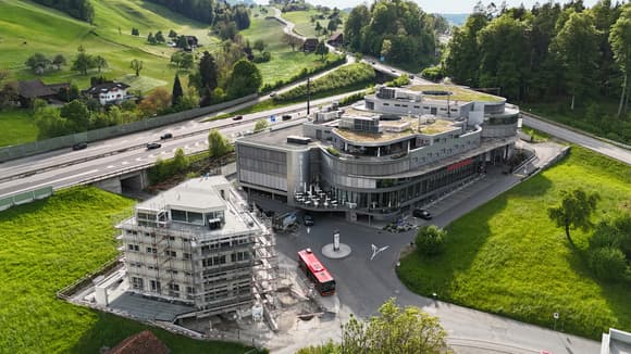 Architektonisches Highlight in Pfäffikon – flexible Gewerbeflächen 22–1140 m², Ausbau nach Wunsch! 6