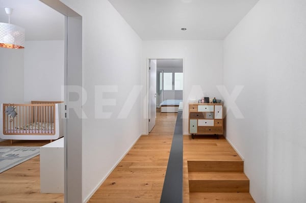 Moderne 5.5 Zimmer Doppelhaushälfte mit Wintergarten 12