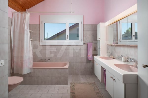 Eck-Haus in Anglikon: 5.5 Zimmer mit Garten 10