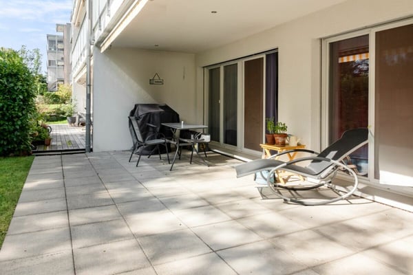 Attraktive 1.5-Zimmer-Gartenwohnung mit grosszügigem Sitzplatz in Pfäffikon ZH 9