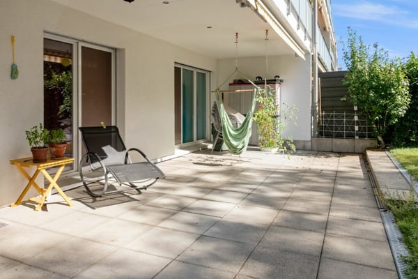 Attraktive 1.5-Zimmer-Gartenwohnung mit grosszügigem Sitzplatz in Pfäffikon ZH 10