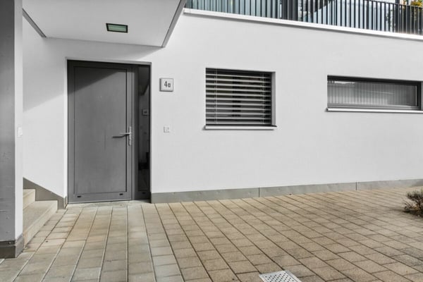 Sunset Terrace Wilen 19