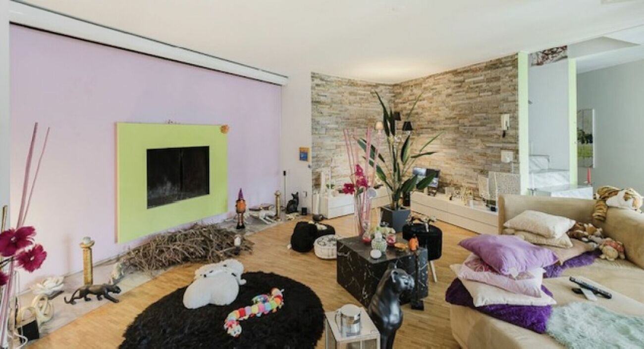 Villa exclusive et moderne avec vue imprenable et aménagements de haute qualité