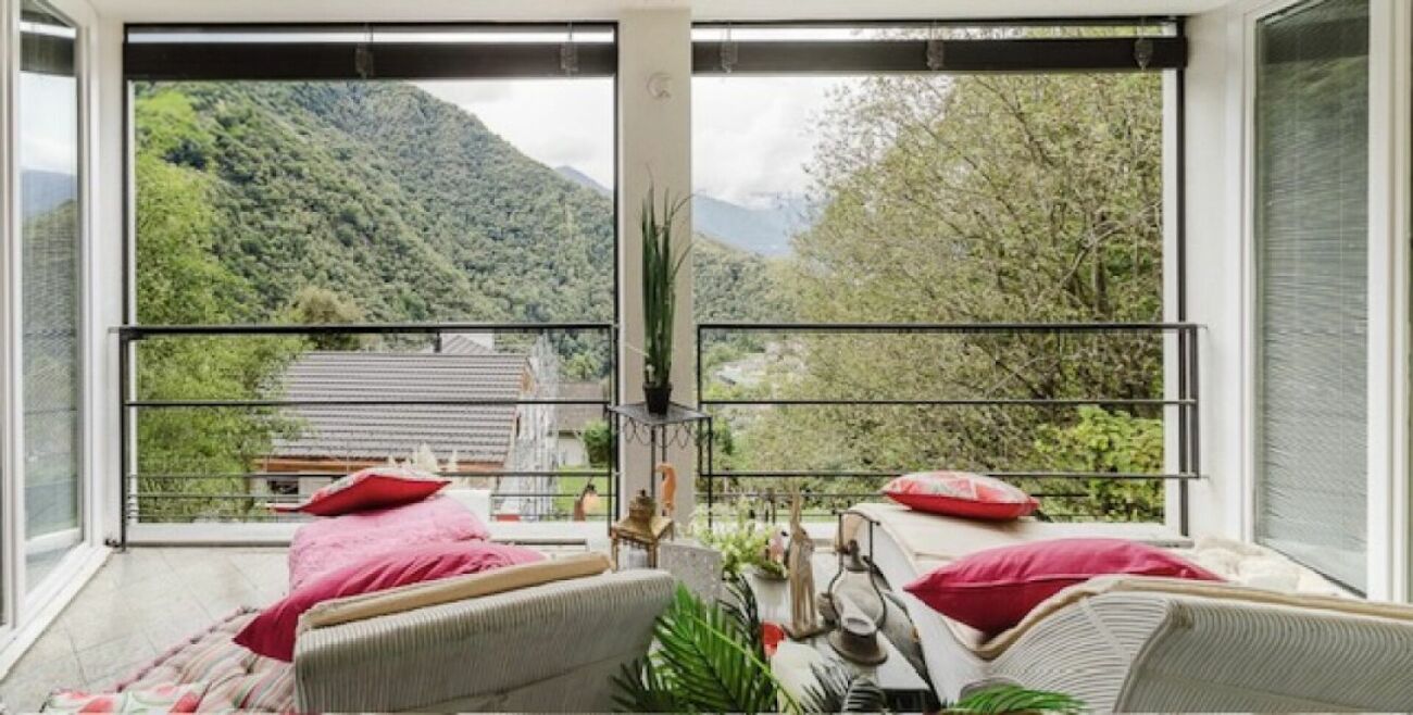 Villa exclusive et moderne avec vue imprenable et aménagements de haute qualité