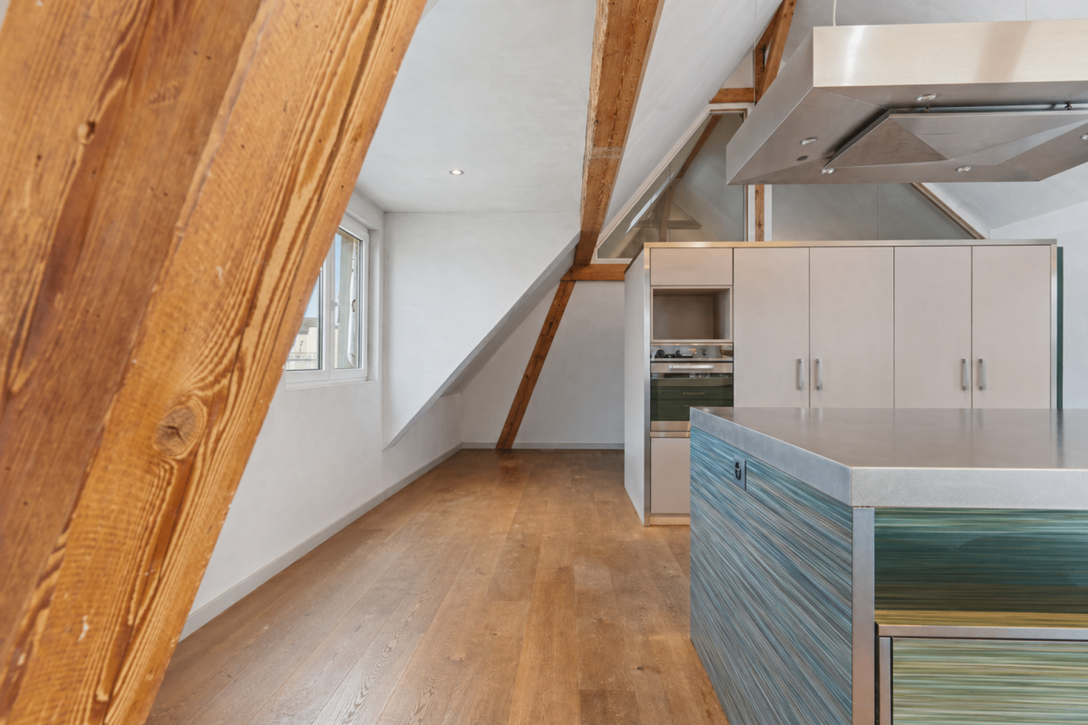 2.5-Zi.-Attikawohnung mit Dachterrasse - Kreis 4