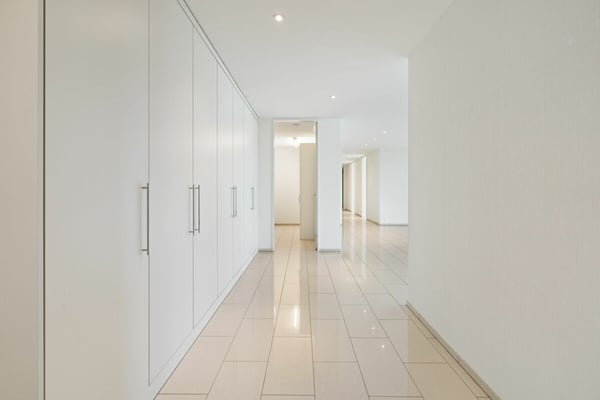 Exklusive 4.5-Zi-Terrassenwohnung mit schöner Aussicht 6