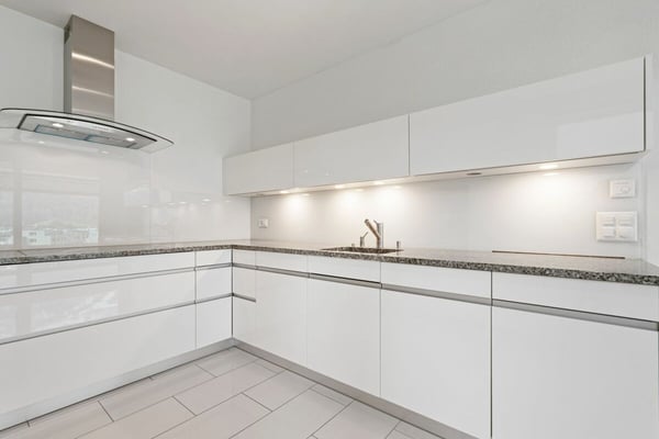 Exklusive 4.5-Zi-Terrassenwohnung mit schöner Aussicht 8