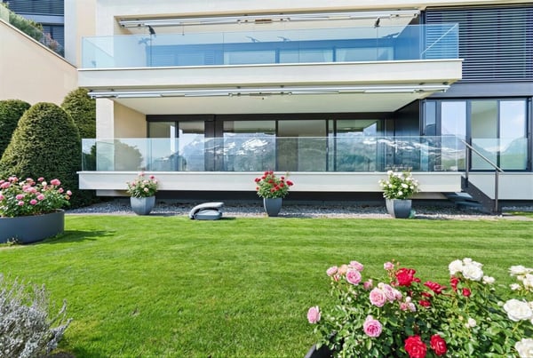 Exklusive 4.5-Zi-Terrassenwohnung mit schöner Aussicht 24