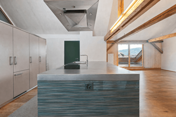 1.5-Zi.-Attikawohnung mit Dachterrasse - Kreis 4 5