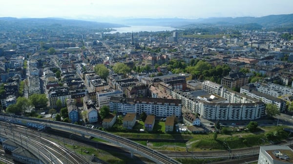 1.5-Zi.-Attikawohnung mit Dachterrasse - Kreis 4 22