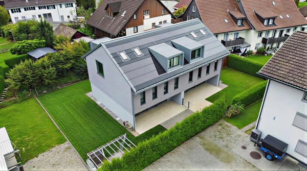 Modernes 6-Zimmer-Doppeleinfamilienhaus mit Garten in Hausen am Albis 25