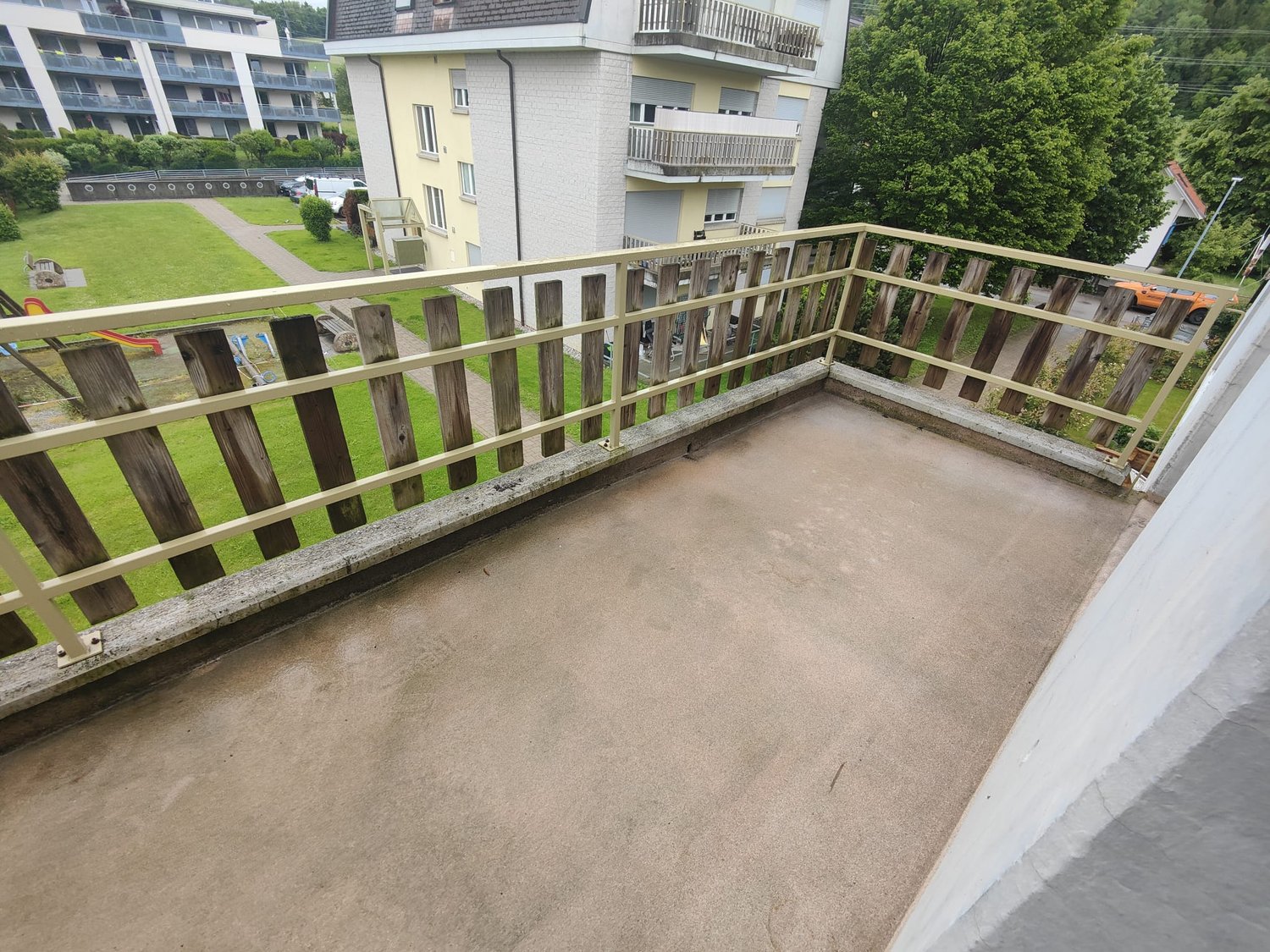 Immobilie in Broc - Appartement de 2.5 pièces avec balcon à Broc - Bild 5