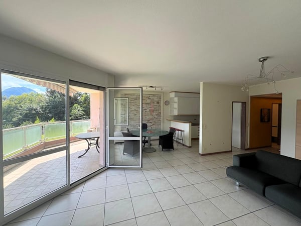 SPLENDIDA VISTA DALLA TUA NUOVA DIMORA 4