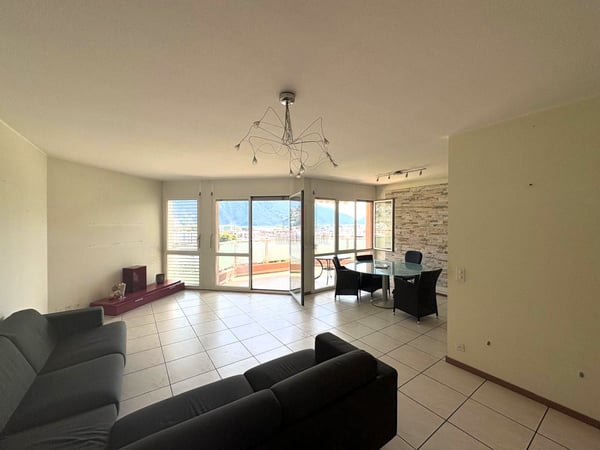 SPLENDIDA VISTA DALLA TUA NUOVA DIMORA 2