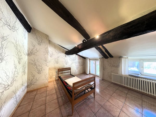 GRAZIOSA CON GIARDINO E PARZIALE VISTA LAGO 9