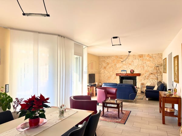 LA TUA CASA NEL VERDE 1