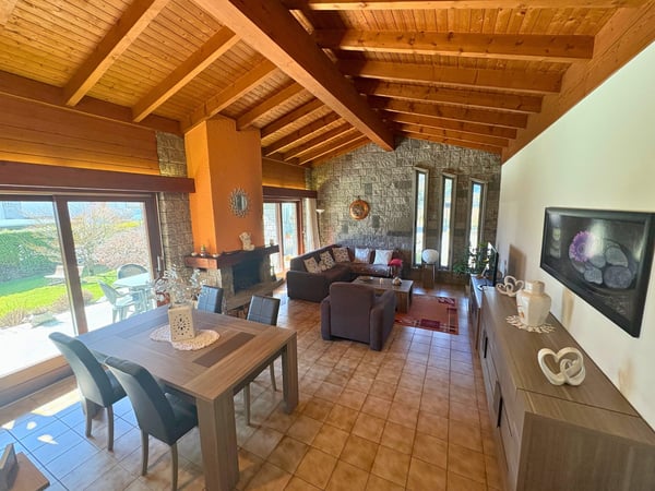 NEW PRICE !!! SOLE E PRIVACY, CON UN GIARDINO MERAVIGLIOSO 2