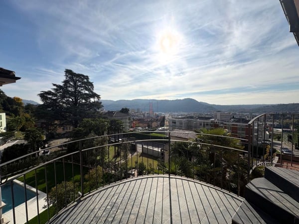 ATTICO CON VISTA NEI PRESSI DEL CENTRO 7