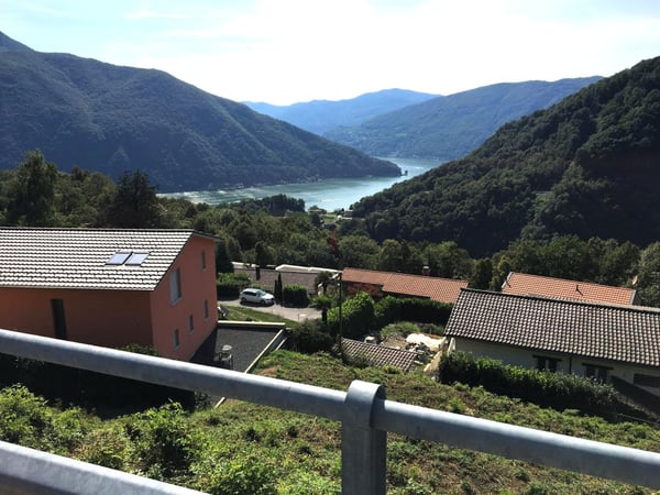 COSTRUISCI LA TUA CASA VISTA LAGO 3