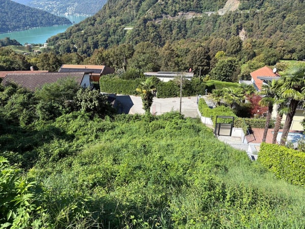 COSTRUISCI LA TUA CASA VISTA LAGO 1