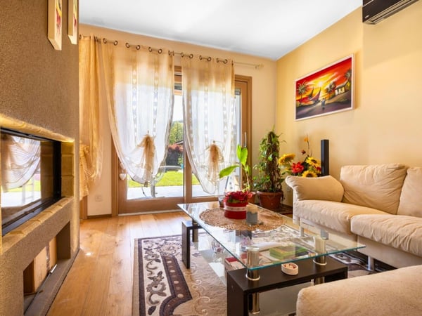 SUPER PRICE, UNICO LIVELLO IMMERSA NEL VERDE 3